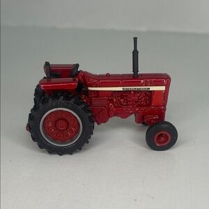 ERTL Case International Red Die Cast Tractor ~2.25”
